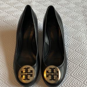 Tory Burch, women’s size 7M, black wedge
